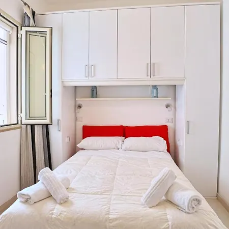 Lungomare Apartment *